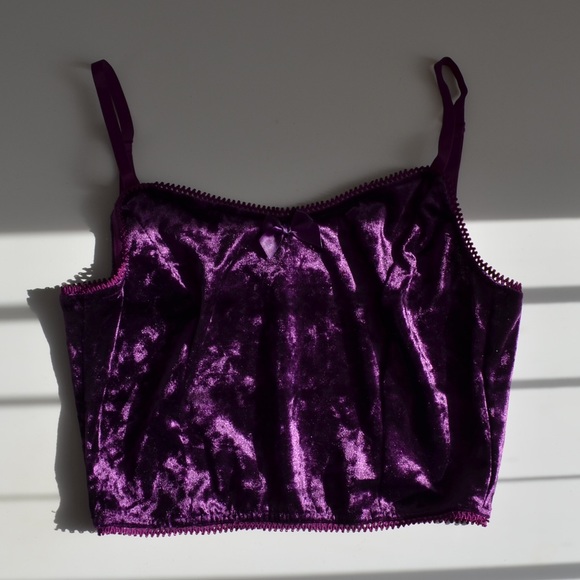 Two-Piece Velvet Lingerie Lounge Set - Picture 3 of 9